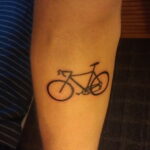 Пример рисунка татуировки про велосипед 15.12.2020 №382 -bike tattoo- tatufoto.com