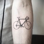 Пример рисунка татуировки про велосипед 15.12.2020 №389 -bike tattoo- tatufoto.com