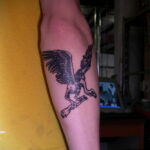 Пример рисунка татуировки птица Гриф 13.12.2020 №040 -tattoo vulture- tatufoto.com