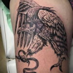 Пример рисунка татуировки птица Гриф 13.12.2020 №328 -tattoo vulture- tatufoto.com