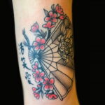 Пример рисунка татуировки с веером 13.12.2020 №064 -fan tattoo- tatufoto.com