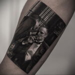 Пример черно белого рисунка тату 14.12.2020 №157 -black and white tatt- tatufoto.com