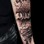 Рисунок татуировки на тему денег 01.12.2020 №037 -money tattoo- tatufoto.com