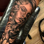 Рисунок татуировки на тему денег 01.12.2020 №053 -money tattoo- tatufoto.com