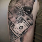 Рисунок татуировки на тему денег 03.12.2020 №002 -money tattoo- tatufoto.com