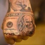 Рисунок татуировки на тему денег 03.12.2020 №034 -money tattoo- tatufoto.com