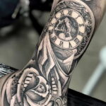 Рисунок татуировки на тему денег 03.12.2020 №052 -money tattoo- tatufoto.com