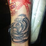 Рисунок татуировки на тему денег 03.12.2020 №058 -money tattoo- tatufoto.com
