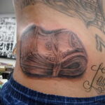Рисунок татуировки на тему денег 03.12.2020 №075 -money tattoo- tatufoto.com