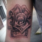Рисунок татуировки на тему денег 03.12.2020 №112 -money tattoo- tatufoto.com