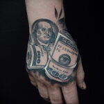 Рисунок татуировки на тему денег 03.12.2020 №115 -money tattoo- tatufoto.com