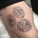 Рисунок татуировки на тему монеты 01.12.2020 №001 -coin tattoo- tatufoto.com