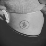Рисунок татуировки на тему монеты 01.12.2020 №013 -coin tattoo- tatufoto.com
