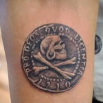 Рисунок татуировки на тему монеты 01.12.2020 №036 -coin tattoo- tatufoto.com