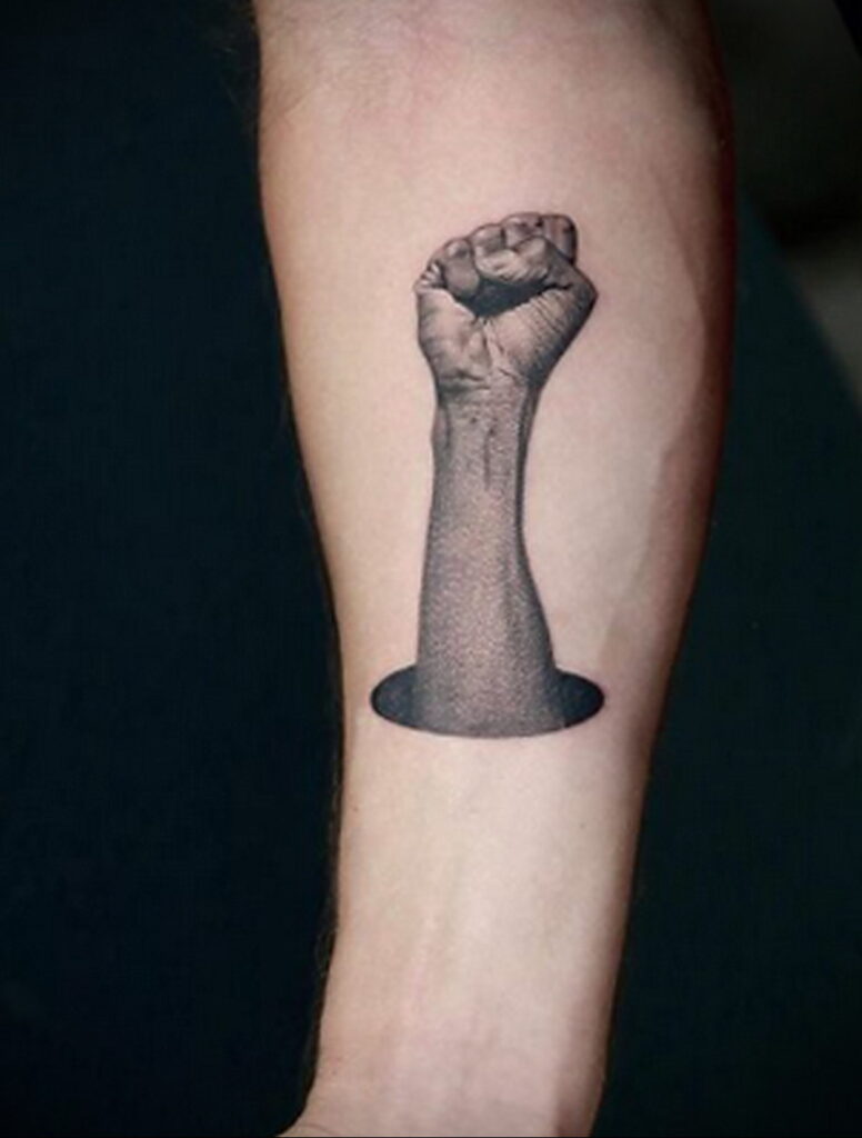Рисунок татуировки с кулаком 06.12.2020 №017 -fist tattoo- tatufoto.com