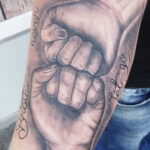 Рисунок татуировки с кулаком 06.12.2020 №098 -fist tattoo- tatufoto.com