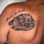 Рисунок татуировки с кулаком 06.12.2020 №108 -fist tattoo- tatufoto.com