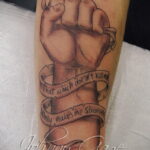 Рисунок татуировки с кулаком 06.12.2020 №133 -fist tattoo- tatufoto.com