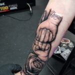 Рисунок татуировки с кулаком 06.12.2020 №143 -fist tattoo- tatufoto.com