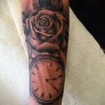 Тату роза и часы на предплечье 01.12.2020 №037 -rose tattoo- tatufoto.com