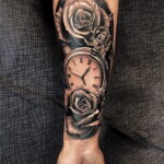 Тату роза и часы на предплечье 01.12.2020 №075 -rose tattoo- tatufoto.com
