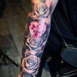 Тату роза на запястье пример 01.12.2020 №072 -rose tattoo on forearm- tatufoto.com