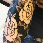 Тату роза на запястье пример 01.12.2020 №080 -rose tattoo on forearm- tatufoto.com