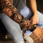 Тату роза на предплечье мужская 01.12.2020 №018 -Men rose tattoo- tatufoto.com