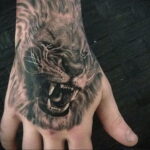 Татуировка на кулаке 06.12.2020 №058 -tattoo on fist- tatufoto.com