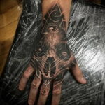 Татуировка на кулаке 06.12.2020 №097 -tattoo on fist- tatufoto.com