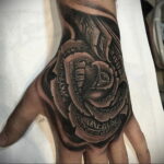 Татуировка роза на кулаке 06.12.2020 №028 -lion tattoo on fist- tatufoto.com