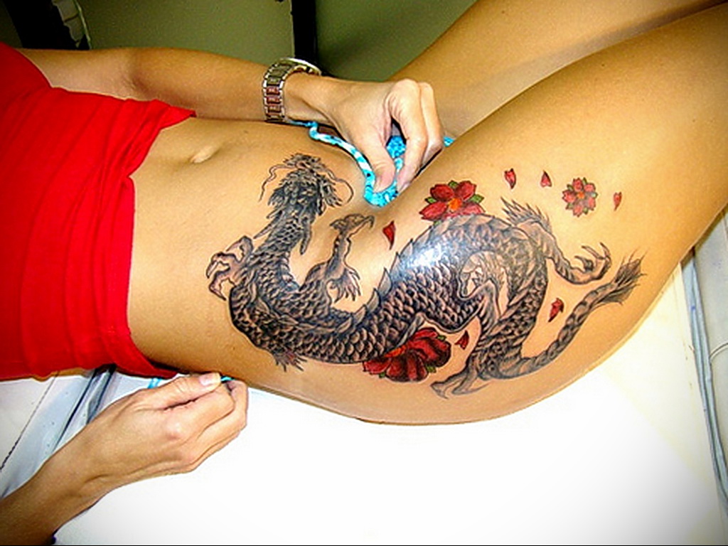 Фото женского рисунка татуировки 24.01.2021 № 0160 - female tattoo - tatufo...
