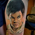 Декстер Морган – фото тату 13.01.2021 №0025 -Dexter morgan tattoo- tatufoto.com