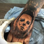 Майкл Майерс – фото тату 13.01.2021 №0047 -Michael Myers tattoo- tatufoto.com