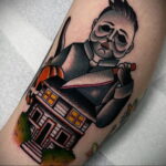 Майкл Майерс – фото тату 13.01.2021 №0061 -Michael Myers tattoo- tatufoto.com