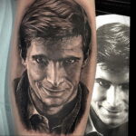 Норман Бейтс – фото тату 13.01.2021 №0013 -Norman Bates tattoo- tatufoto.com