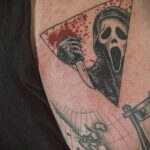 Призрачное лицо – фото тату 13.01.2021 №0046 -Norman Bates tattoo- tatufoto.com