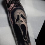 Призрачное лицо – фото тату 13.01.2021 №0056 -Norman Bates tattoo- tatufoto.com
