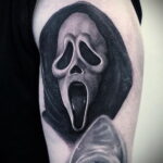 Призрачное лицо – фото тату 13.01.2021 №0066 -Norman Bates tattoo- tatufoto.com