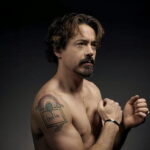 Тату Роберта Дауни про ребенка - Robert Downey's baby tattoo 2