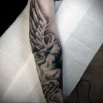 Тату в стиле реализм для мужчины 02.01.2021 №120 -tattoo for men realism- tatufoto.com