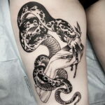 Тату в стиле реализм змея 02.01.2021 №069 -snake tattoo realism- tatufoto.com