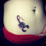 Тату скорпион на животе 16.01.2021 №0020 -scorpion tattoo on stomach- tatufoto.com