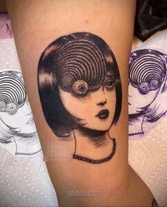 Тату ужас Дзюндзи Ито 12.01.2021 №0008 -horror tattoo Junji Ito- tatufoto.com