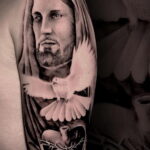 Фото Тату с Иисусом Христом 11.01.2021 №10084 -jesus tattoo- tatufoto.com
