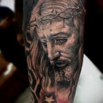 Фото Тату с Иисусом Христом 11.01.2021 №10126 -jesus tattoo- tatufoto.com