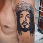 Фото Тату с Иисусом Христом 11.01.2021 №10143 -jesus tattoo- tatufoto.com
