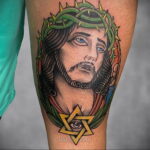 Фото Тату с Иисусом Христом 11.01.2021 №10158 -jesus tattoo- tatufoto.com