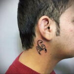 Фото Тату скорпион на шее 16.01.2021 №0007 -scorpion tattoo on neck- tatufoto.com