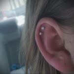 Фото Хрящевой пирсинг 29.01.2021 №0035 - Cartilage piercing - tatufoto.com
